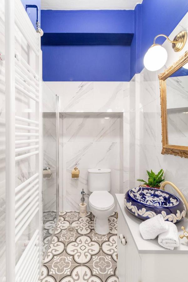 Charming Mini-Palace In Colorful Exarhia Area Apartment Athens Exterior photo